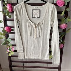 top Abercrombie & fitch long sleeve Henley size large