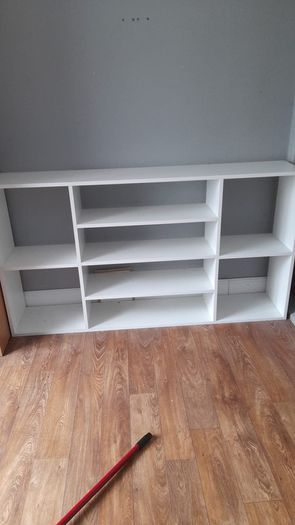 shelving unit