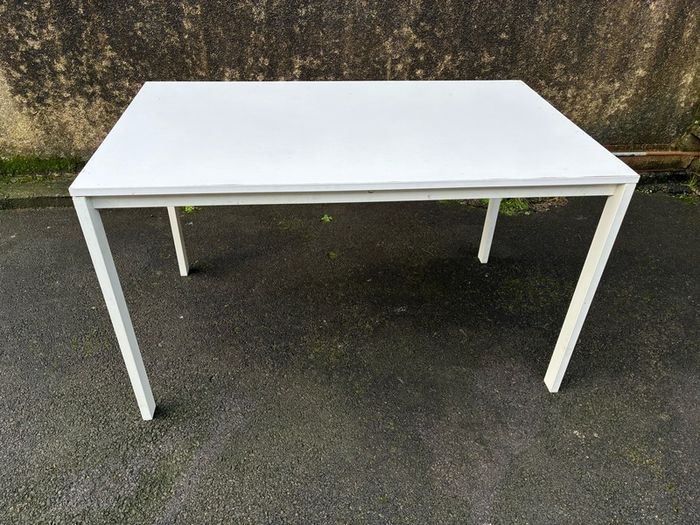 Kitchen table and 4 chairs