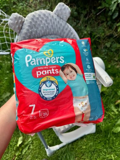 high chair nup nup + pampers 7 size
