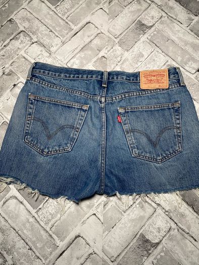 Levi's Ladies Denim Shorts W36 L14/UK16    J-B