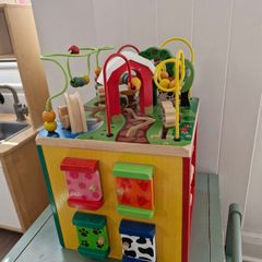 Wooden activity toy cube