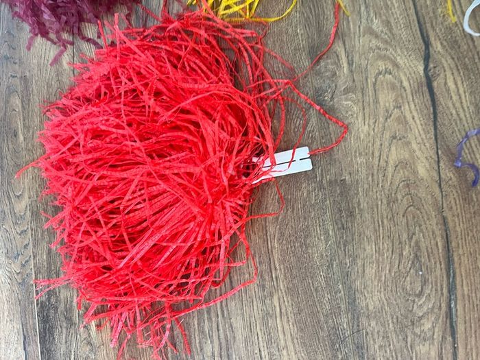 pom poms 34 sets & 9/10 single & bag