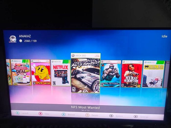 Xbox 360 Slim RGH 3.0 250GB Console 2 Controllers - Original Box included