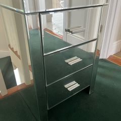 Mirrored locker 3 drawer