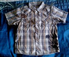Shirt. Age 3-4