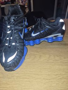 NIKE Sneakers