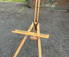 Artist easel