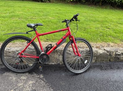 Apollo 21" mens bike in perfect condition