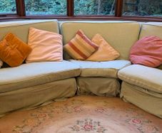 Sofa / Lounge Suite