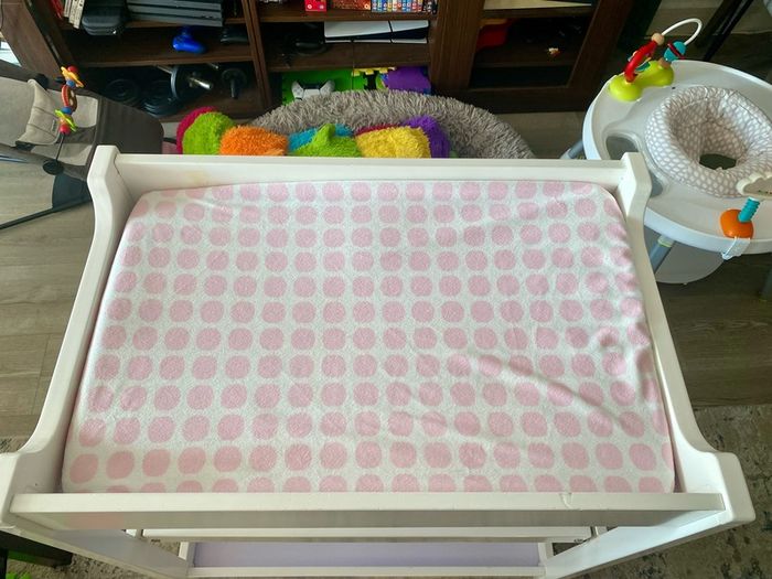 Changing Table with mat