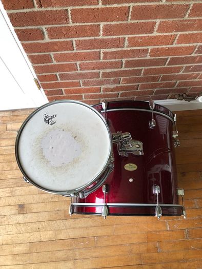 Pearl Forum Series Drum Kit w/ Hardware + Cymbals