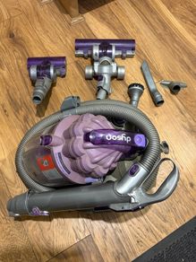 Dyson hoover