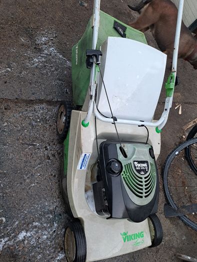 Lawnmower