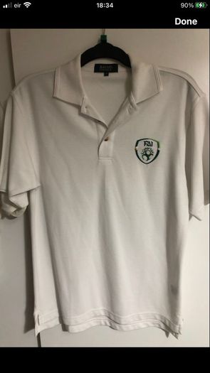 Mens Ireland teeshirt size XS