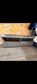 Grey table unit