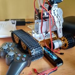 Robot Arm + metallic Tank car Arduino STEM education