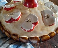 Mid Century 3D Apple Pie Dish