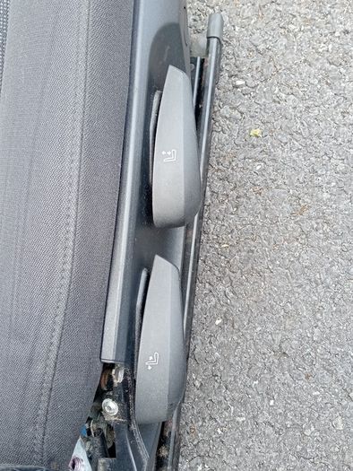 BMW 3 Series standard front passenger seat. (left and right seat available, sold separately)