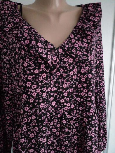 H&M dress size M