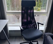 Ergonomic Mesh Office Chair with Headrest I Excellent Condition