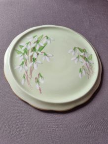 Royal Albert "Laurentian Snowdrop"  Bone China Teapot Holder Stand