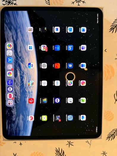 IPad Pro 13" M4 WiFi & Magic Keyboard