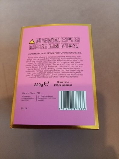 Pink fizz and bubbles candle