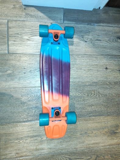 Penny Board + Helmet