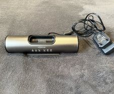 Speaker dock
