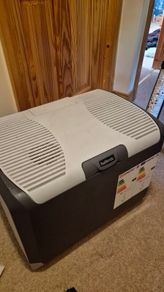 Caravan camper car portable cooler 12v 230v fridge