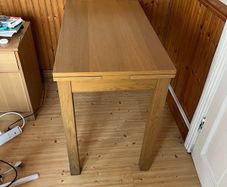 Table 90x50cm