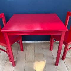Ikea Kritter kids table and chairs