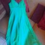 Beautiful green dress Image 4