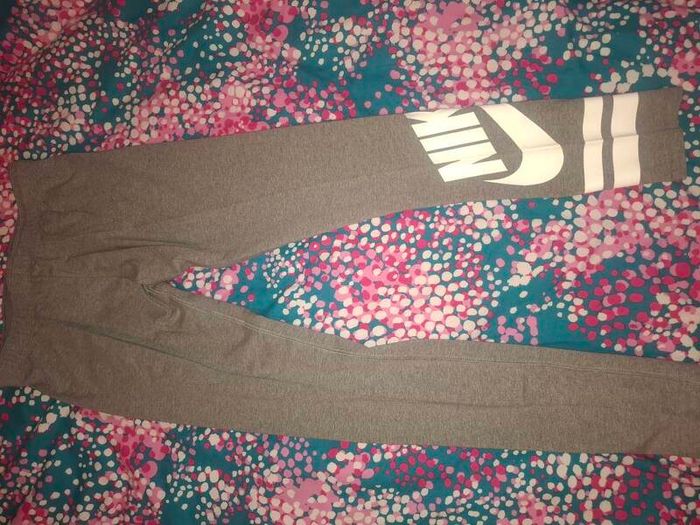 Nike bottoms new