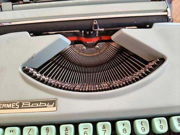 Hermes Baby Vintage Typewriter