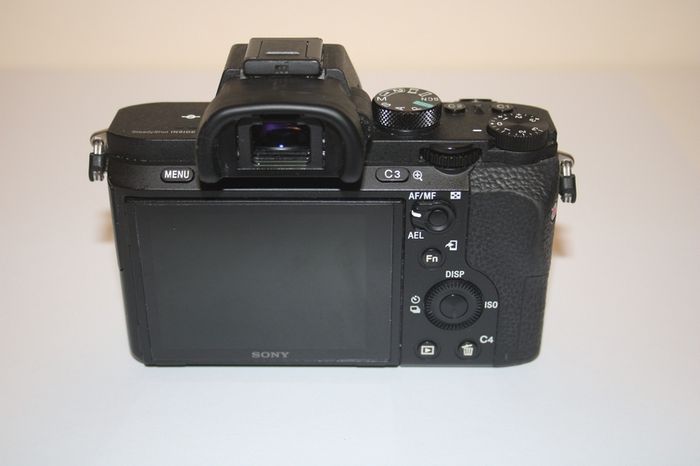 Sony A7ii with 50mm f/1.8 lens
