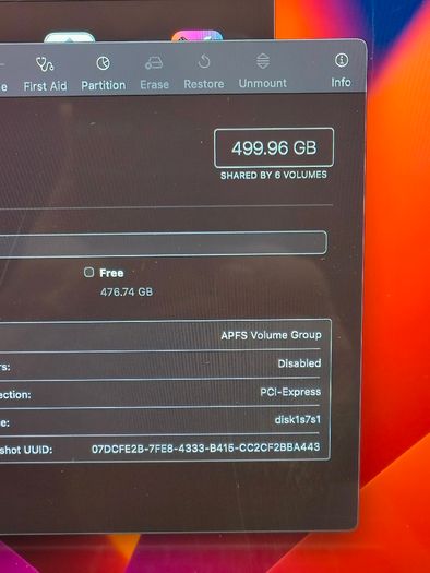 MacBook Pro 13" 2017 A1706 Four Thunderbolt 3 Ports 3.5 GHz Core i7 16GB RAM 512 GB SSD (Battery Cycle: 308)