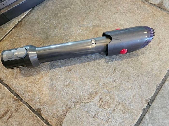 Dyson 5 gen with 2 Batteries