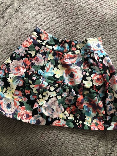 H&M skirt size 8