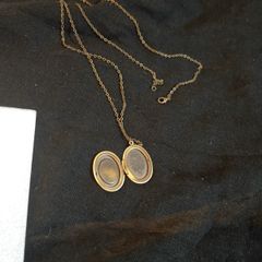 picture frame pendant