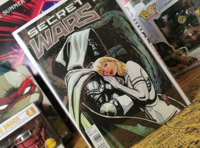 Secret Wars ! Issue #3 ! Rare Tomm Coker Variant Cover ! Limited 1 for 25 ! 2015 ! by Marvel !
