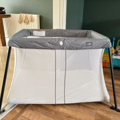 Travel cot