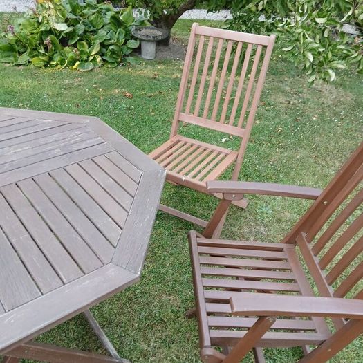 Garden table and chairs, parasol and cushions