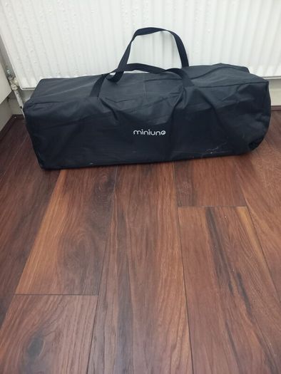 Cot and travel cot