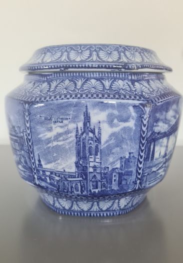 Maling Ware Castle Designs Jar Lidded Pot