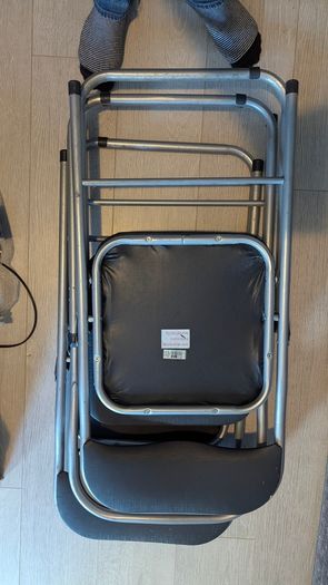 Set of 3 folding chairs