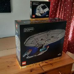 Lego USS Enterprise NCC-1701-D (10356-1) plus Lego Type-15 Shuttlepod (40768-1)