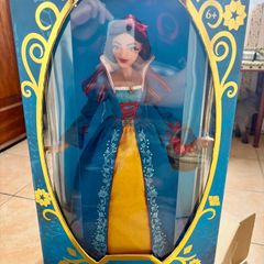 limited edition disney doll snow White