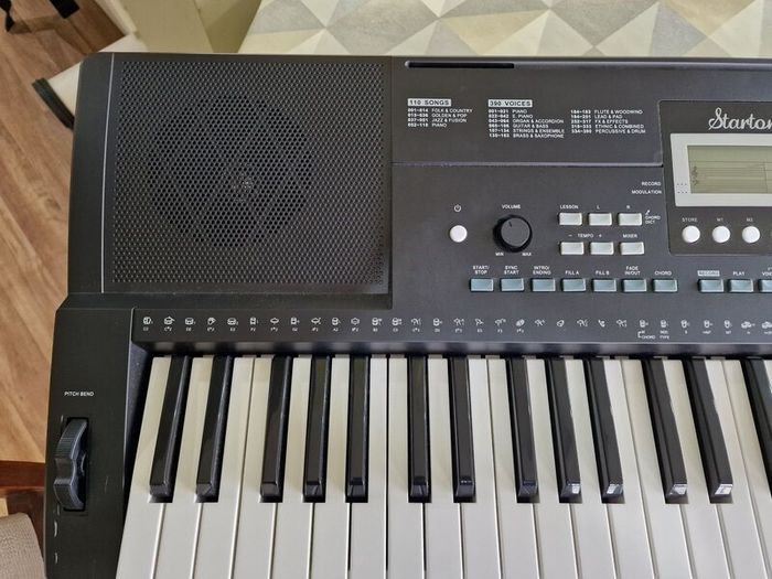 Electric piano keyboard